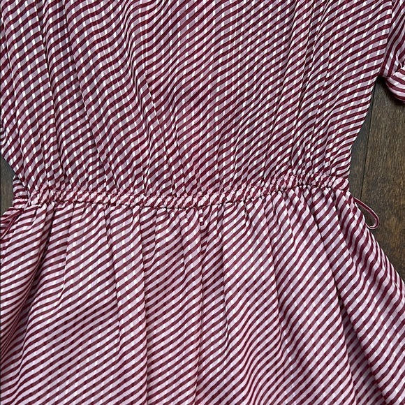 Adorable Vintage Coquette Striped Red and Pink Dress with Puff Sleeves, Size - Picture 9 of 16